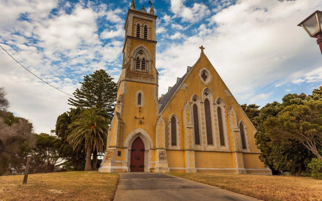 Point Lonsdale Holiday Apartments - Adults only