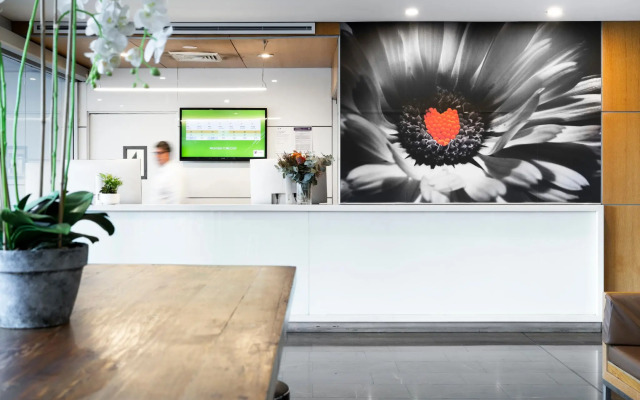 Hotel Urban St Leonards