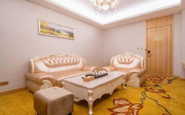 Vienna International Hotel (Jinjiang Airport)