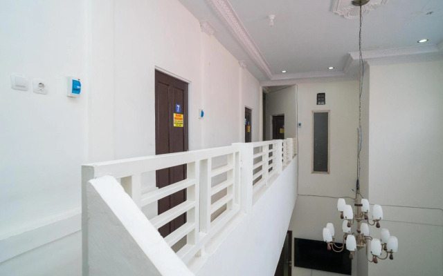 RedDoorz Syariah near Citraland Banjarmasin
