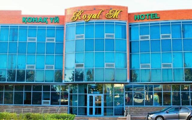 Royal M