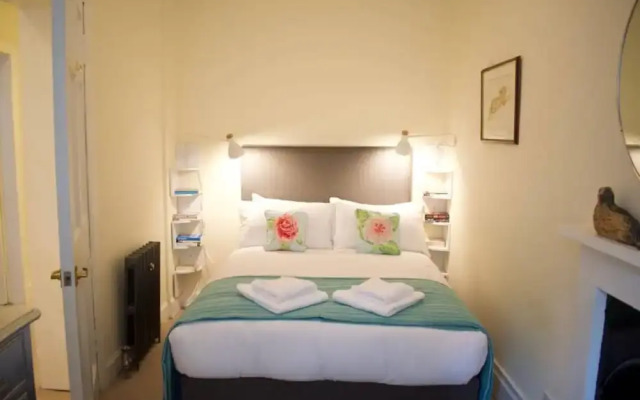 Beautiful 2 Bedroom City Centre Apartment