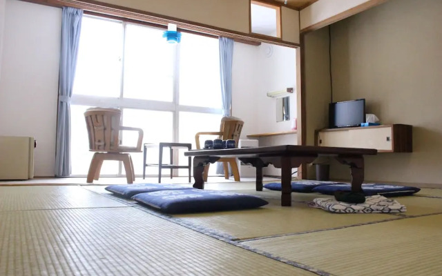 Biei Guest House Sirogane no Yu - Hostel