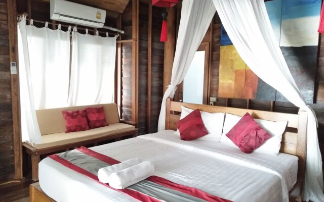 Chivaree Hotel And Resort