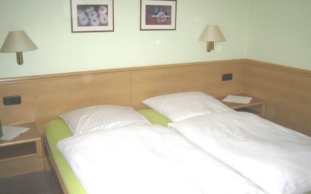 Rotes Ross Burghaslach