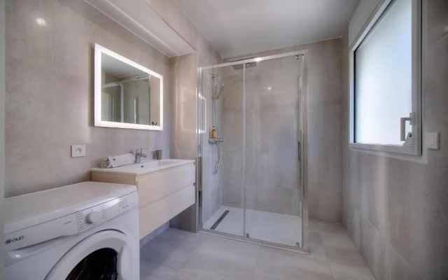 IMMOGROOM - Terrace - Bikes - BBQ - Parking - AC