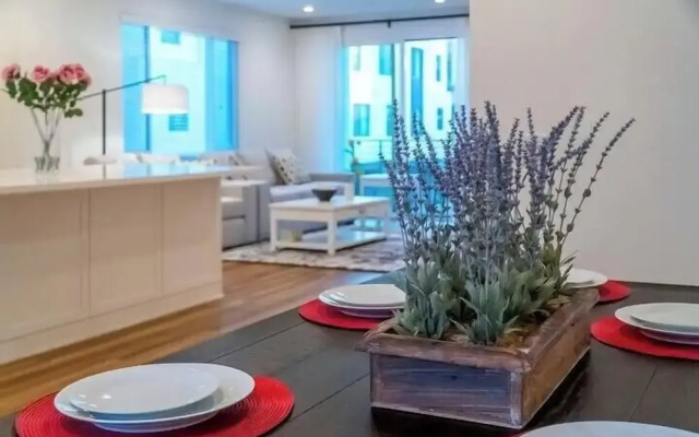 Private Room With Shared Bathroom