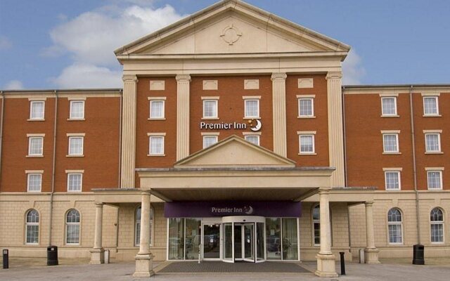 Premier Inn Manchester Trafford Centre West