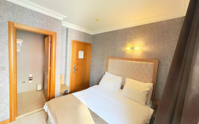 Lounge Boutique Hotel