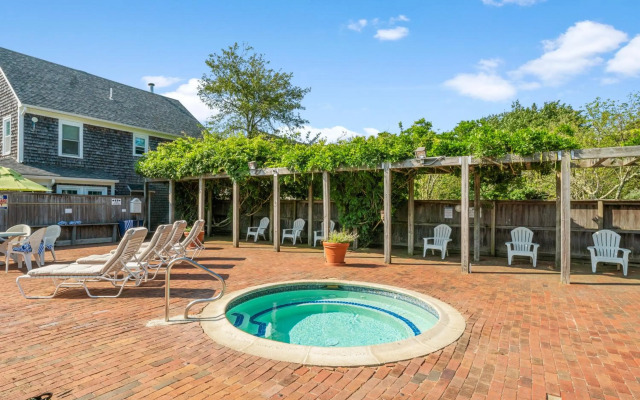 Nantucket Inn