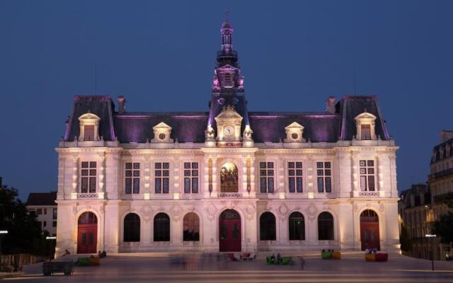 • Bel appartement - centre historique de Poitiers