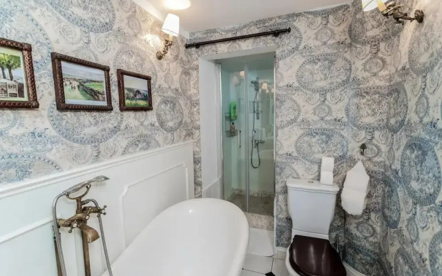 Orangesquare-4bedroom -4 Bathrooms-8 Guests