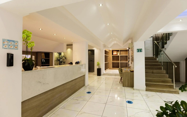 Kahlua Sea View Suites