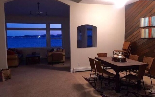 The Villa on Suttons Bay