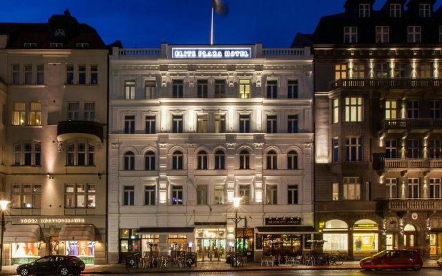 hotelImage