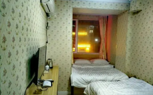 Jiayin Hongpeng Holiday Hotel