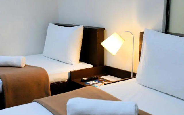 Arzo Hotel Makati