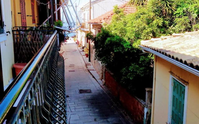 Hellenes house