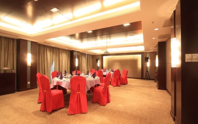 Pudong International Talent City Hotel