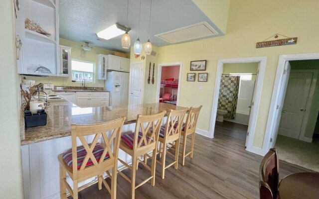 Kay Caye 3 Bedroom Home by Redawning