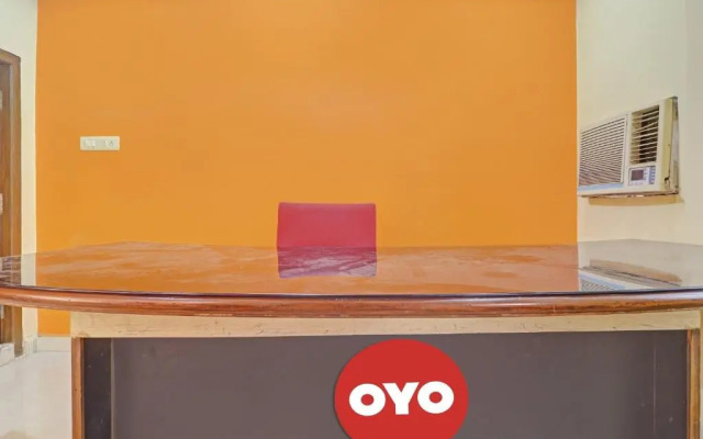 OYO Flagship 80468 Hotel R Square