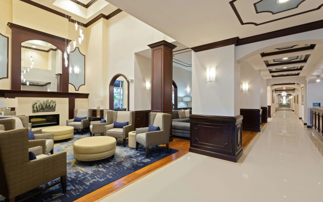 Hampton Inn & Suites Wellington