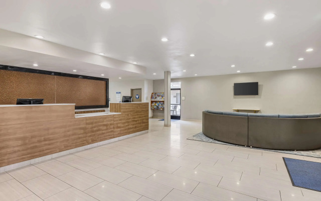 Best Western Carlsbad by the Sea