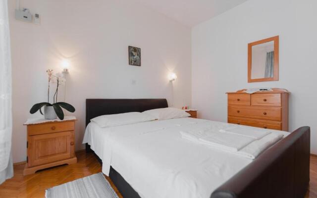 Apartments Diridonda