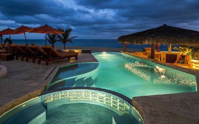 The Ultimate Holiday Villa in Cabo San Lucas With Private Pool and Close to the Beach, Cabo San Lucas Villa 1002