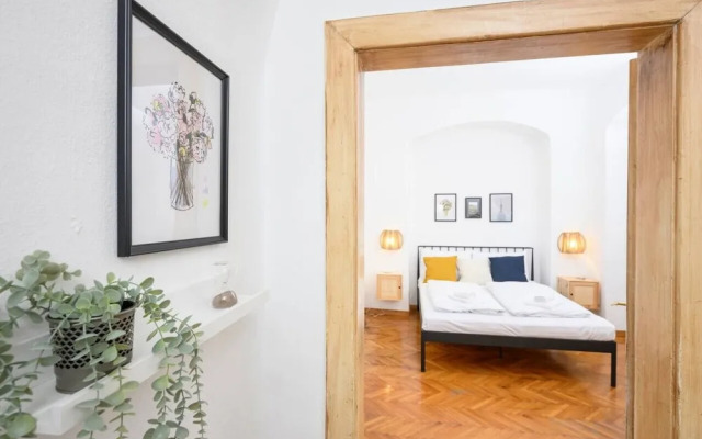 Spacious 2BR Stay for 6 Heart of Mödling