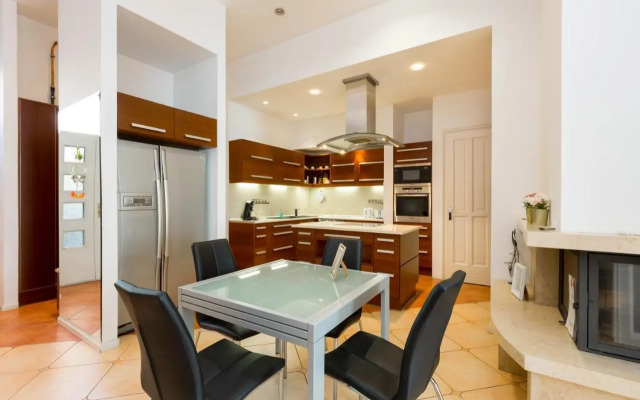 Luxury central Apartment