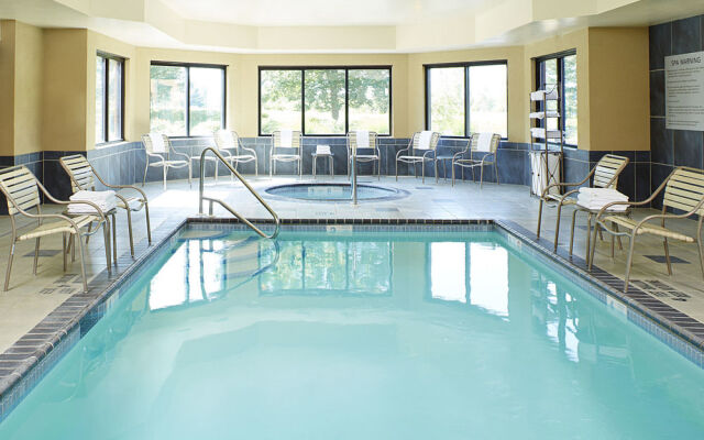 Courtyard Ithaca Airport/University