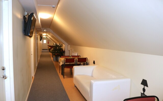 Kärraton Vandrarhem - Hostel