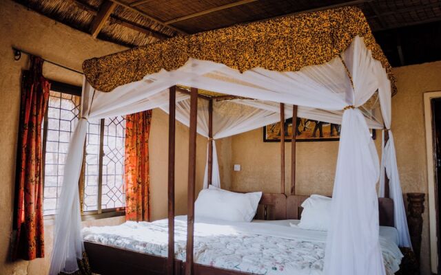 Ruaha Hilltop Lodge