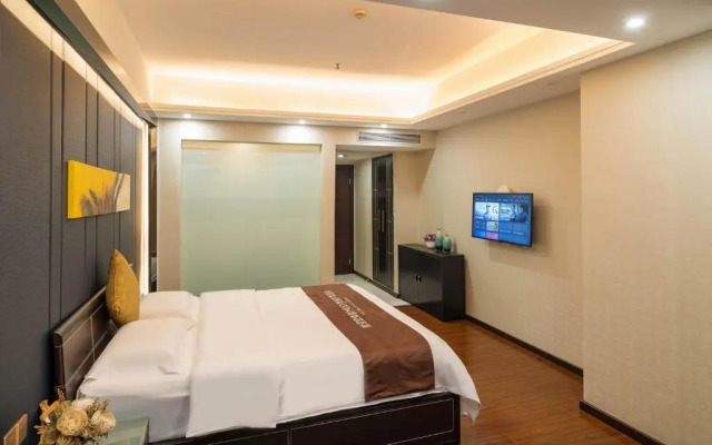 Green Island Holiday Hotel