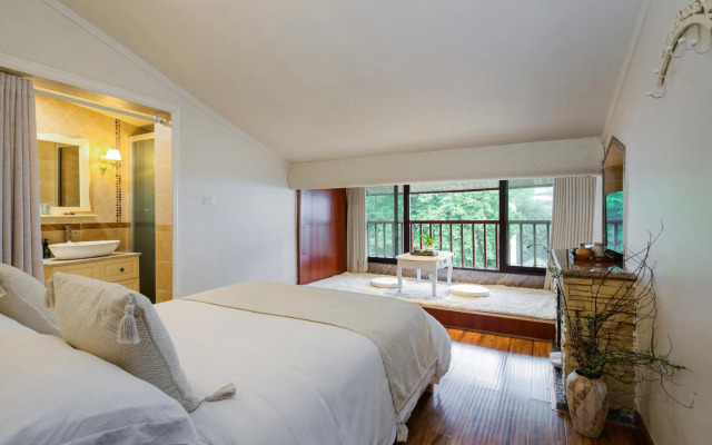 Yangshuo Riverview Hotel