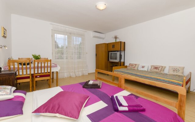 Apartment Maslina