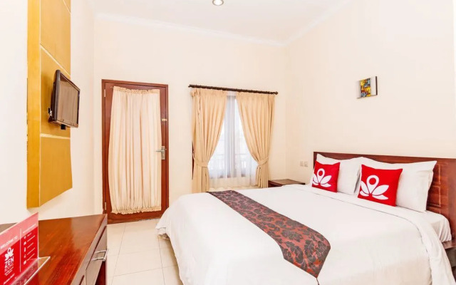 ZEN Rooms Sunshine Dewi Sartika