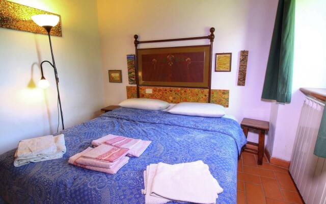 Rolling Farmhouse of Val D'orcia