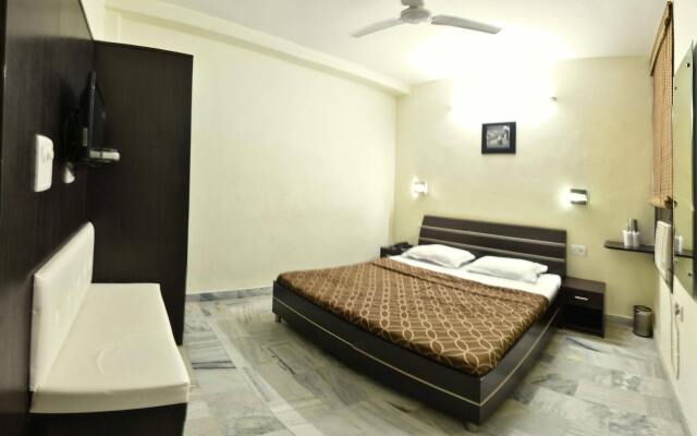 Hotel Akaal Residency