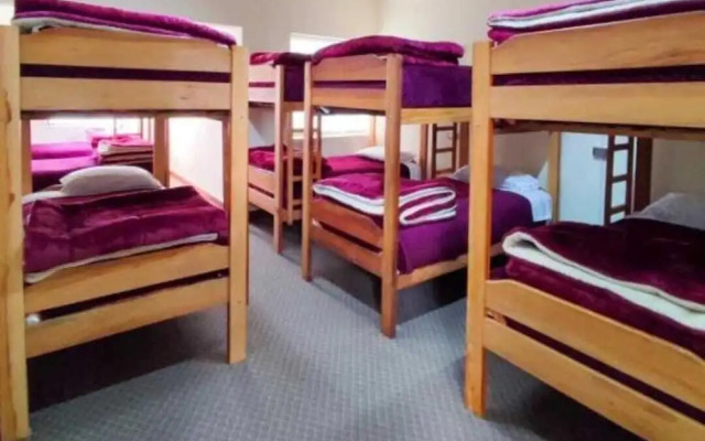 Nomada Hostal