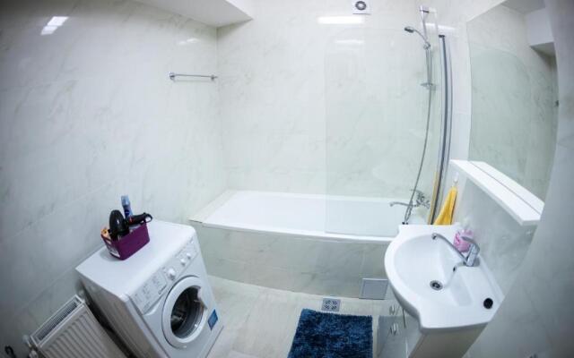 Travel Homzzz Apartments