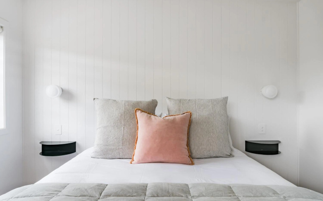 Wainui Landing Apartments 1 & 2 – Guest Rooms – Raglan