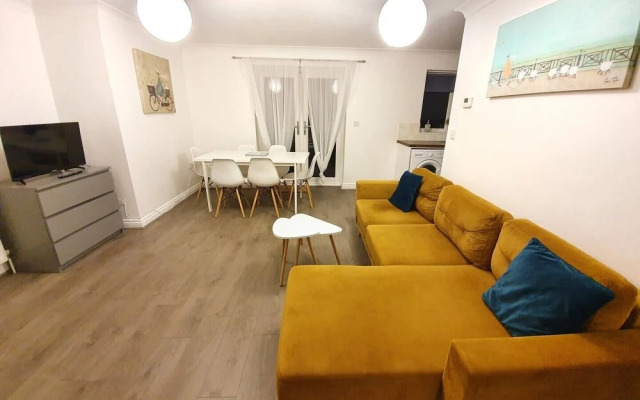 BookedUK Bright Apartment in Stevenage