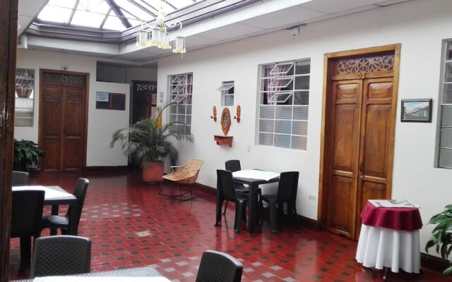 Hotel Alcayata Colonial