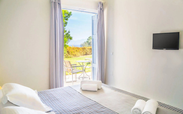 Armonia Bay Hotel