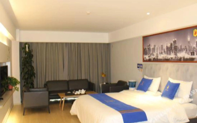 Super 8 Select Hotel