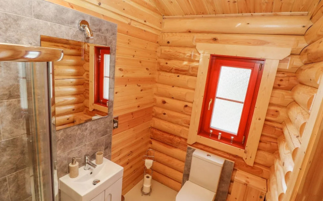 Maple Lodge