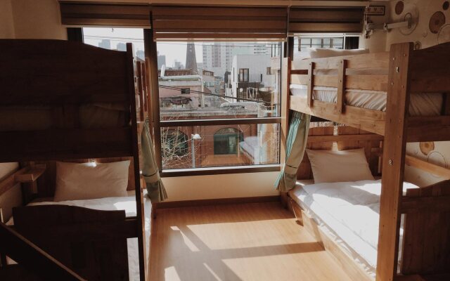 Seoul Crown 88 Guest House - Foreign Guests Only