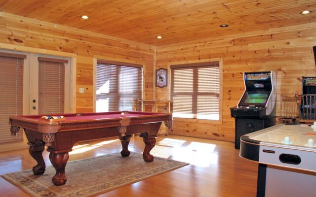 Tennessee Walts by Jackson Mountain Homes